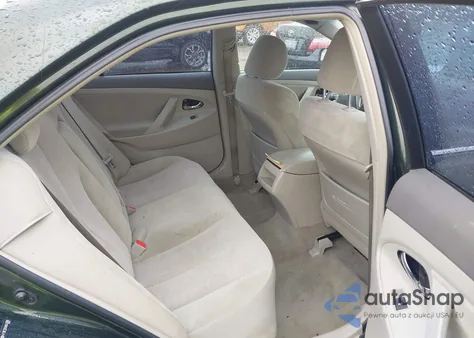 2010 Toyota Camry Le z USA, uszkodzony, nr VIN 4T1BF3EK4AU542680